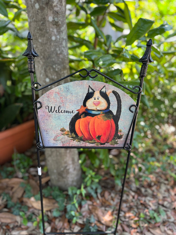 Pumpkin Cat Garden Sign