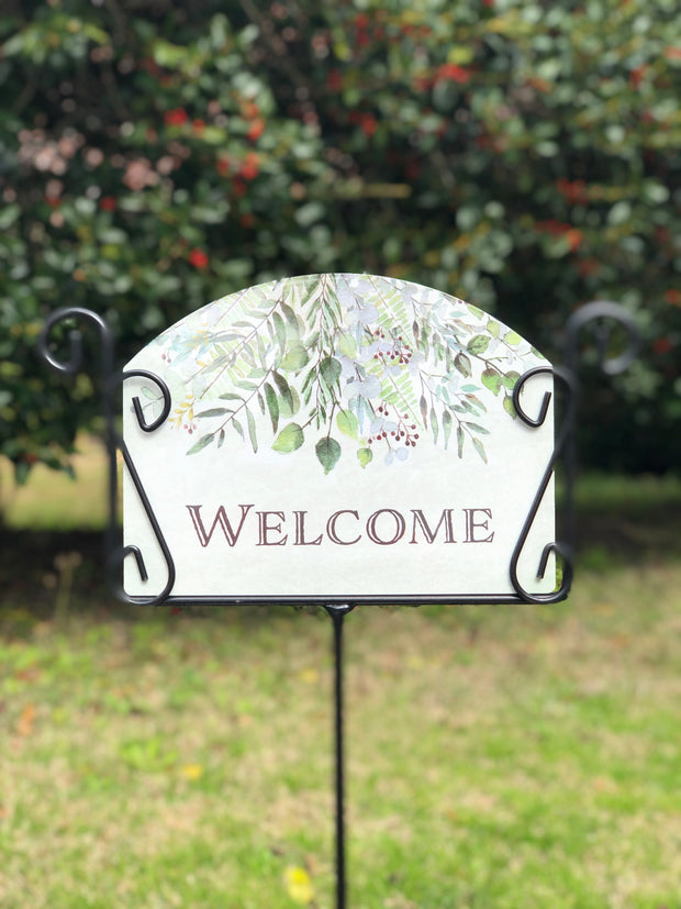 Heritage Gallery Green Swag Welcome Garden Sign